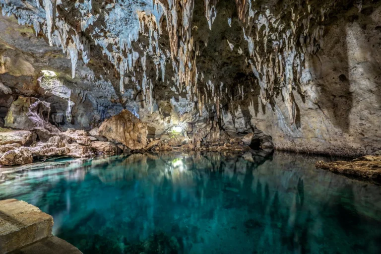 Hinagdanan Cave Bohol: into a Limestone Cavern of Light 5 Hinagdanan Cave Bohol: into a Limestone Cavern of Light
