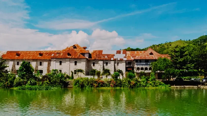 77 Epic Things to Do in Bohol: Your Ultimate Adventure Guide 38 loboc church overlooking green river dsc1657 w400